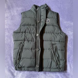 Abercrombie & Fitch Puffer Vest